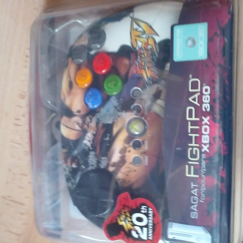 Mad Catz Xbox 360 Sagat Fightpad