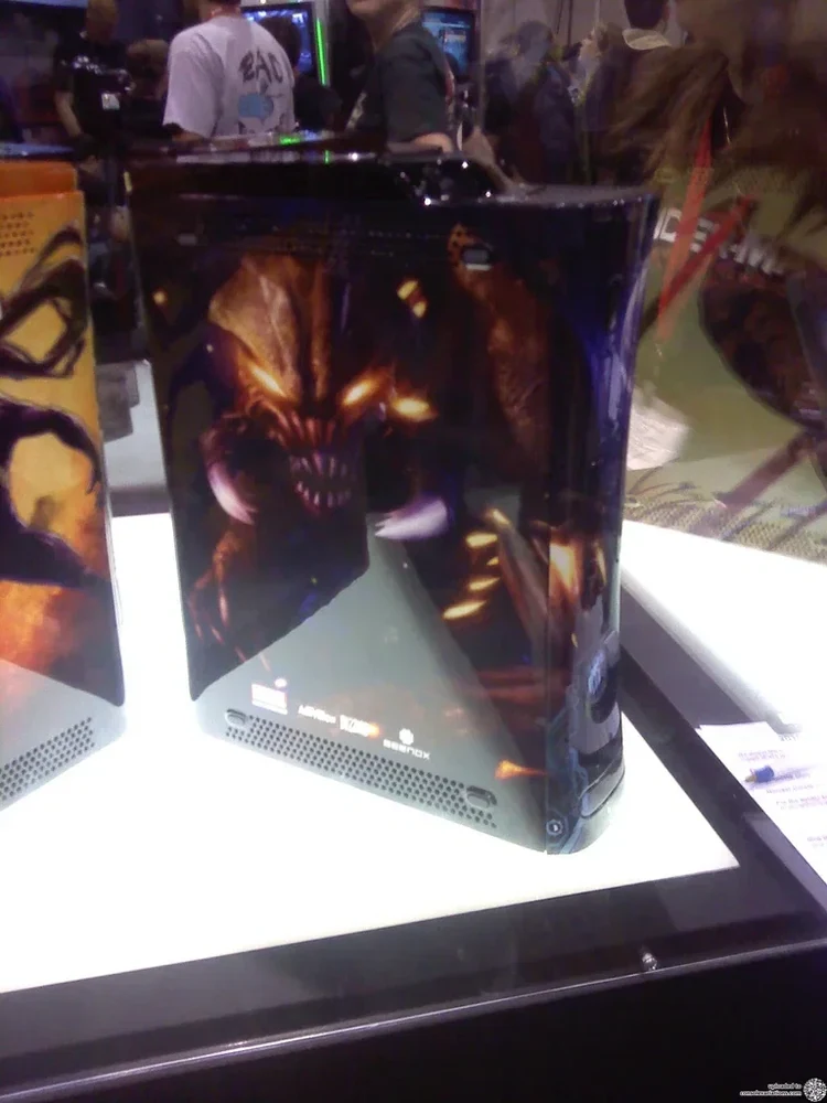 Microsoft Xbox 360 Marvel - Spiderman Shattered Dimensions Console #4 Faceplate