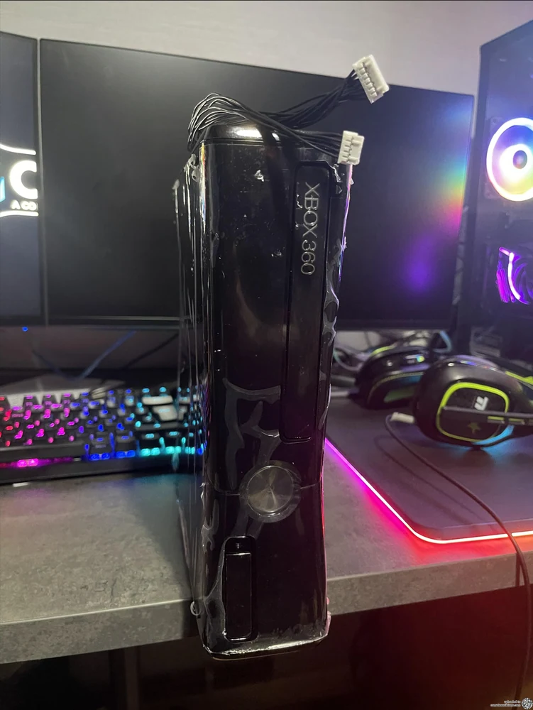 Microsoft Xbox 360 S SEV3C Prototype
