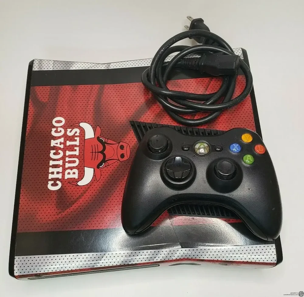 Microsoft Xbox 360 Slim Chicago Bulls