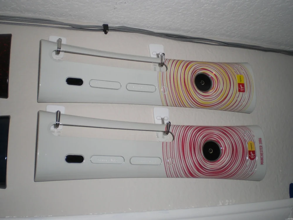 Microsoft Xbox 360 Virgin Megastore Red and Yellow Rings Faceplate