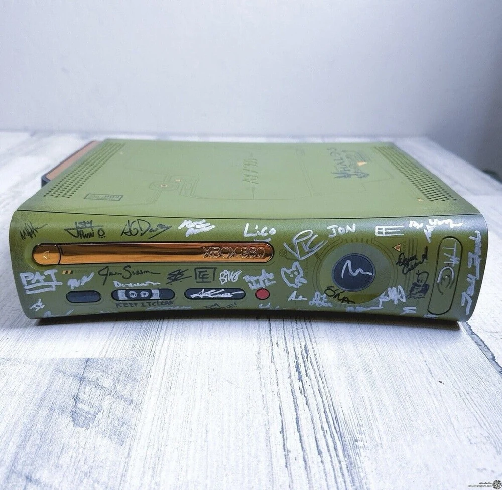 Microsoft Xbox 360 Halo 3 Signed By Bungie Team