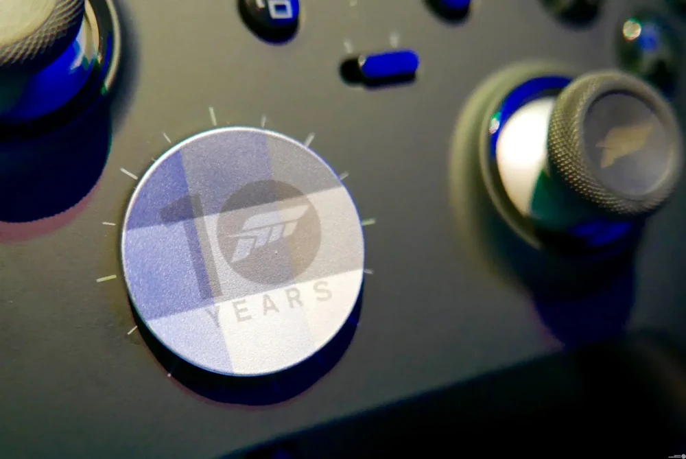 Microsoft Xbox One Elite Forza Motorsport 10 Years Controller