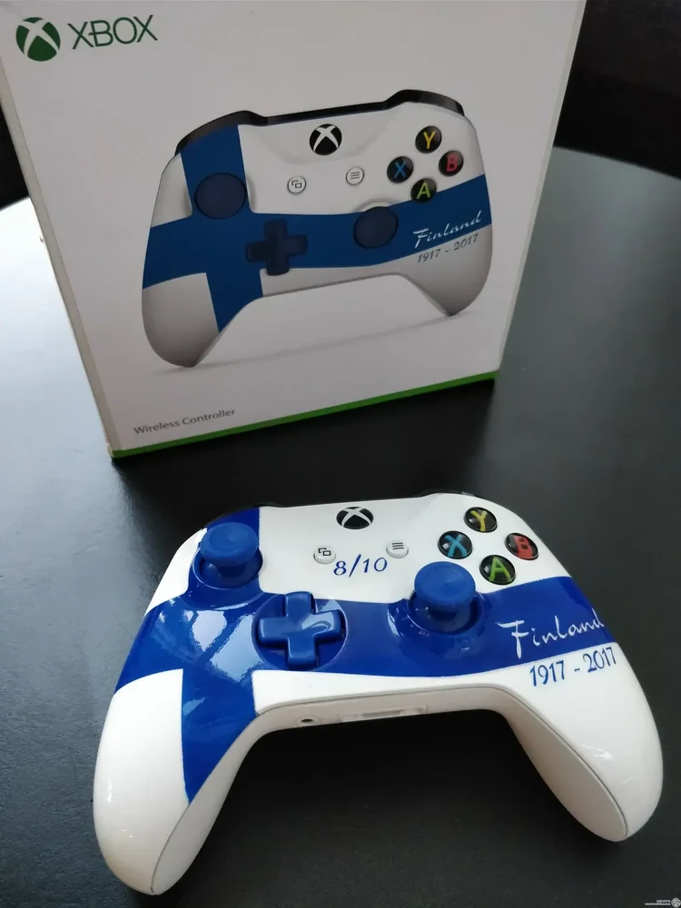 Microsoft Xbox One S Finland Controller