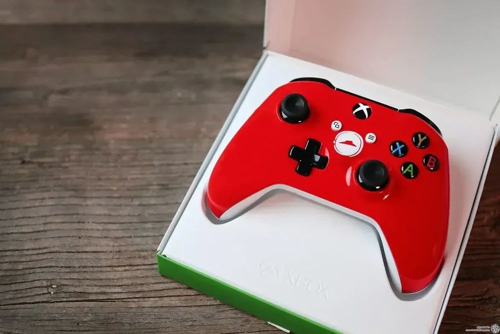 Microsoft Xbox One S Pizza Hut Controller