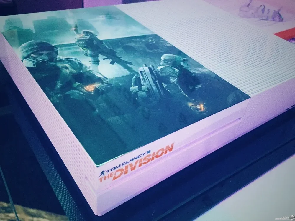 Microsoft Xbox One S The Division
