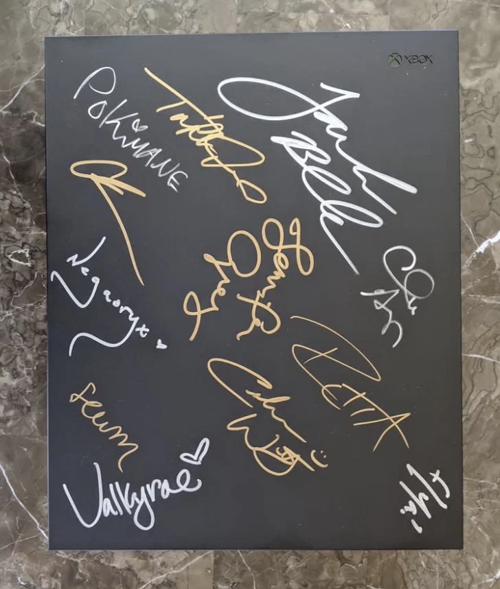 Microsoft Xbox One X TwitchCon 2019 Red Nose Day Signed