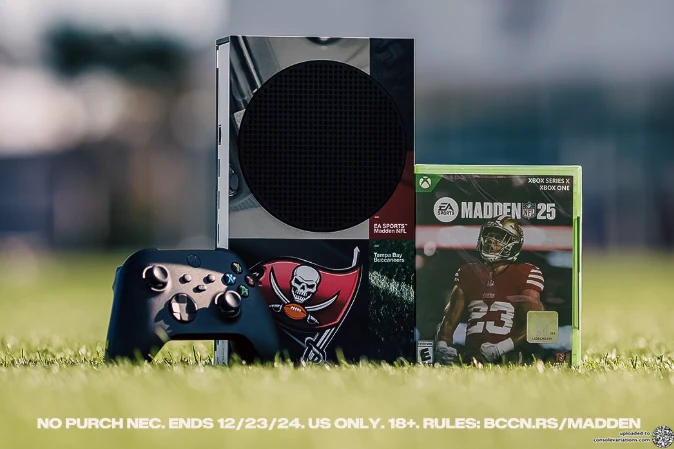 Microsoft Xbox Series S Tampa Bay Buccaneers Madden 25