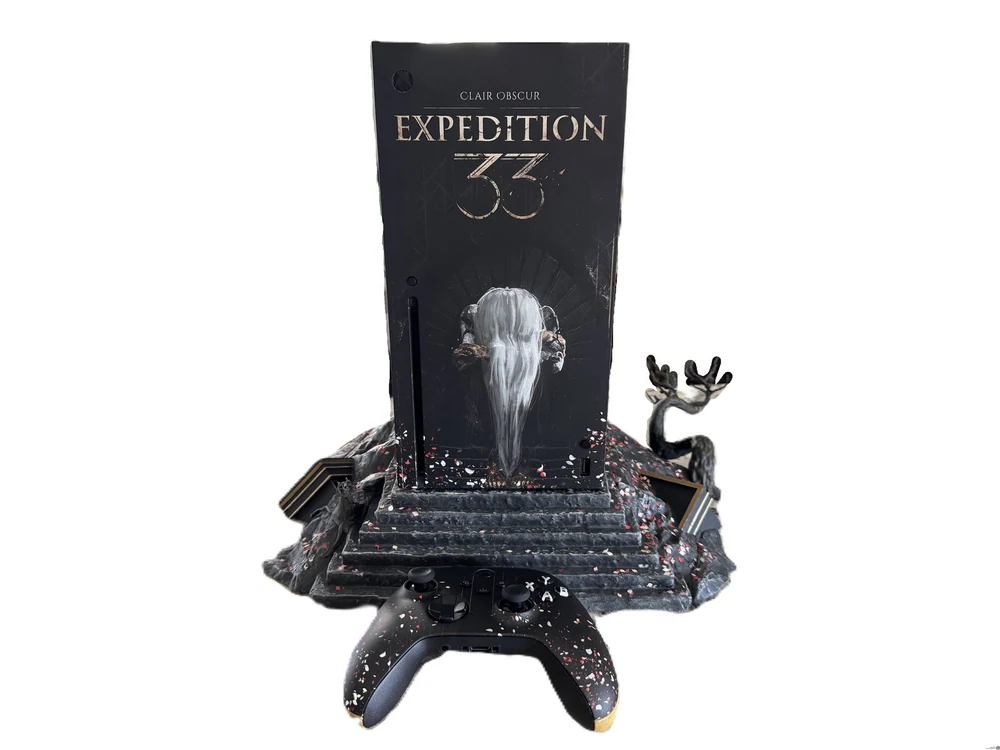 Microsoft Xbox Series X Clair Obscur Expedition 33