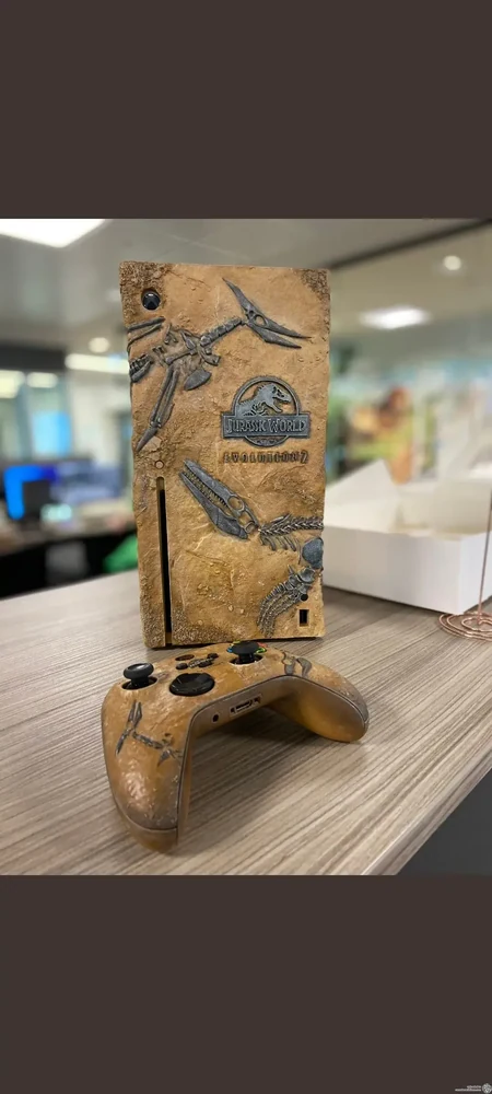 Microsoft Xbox Series X Jurassic World Evolution 2