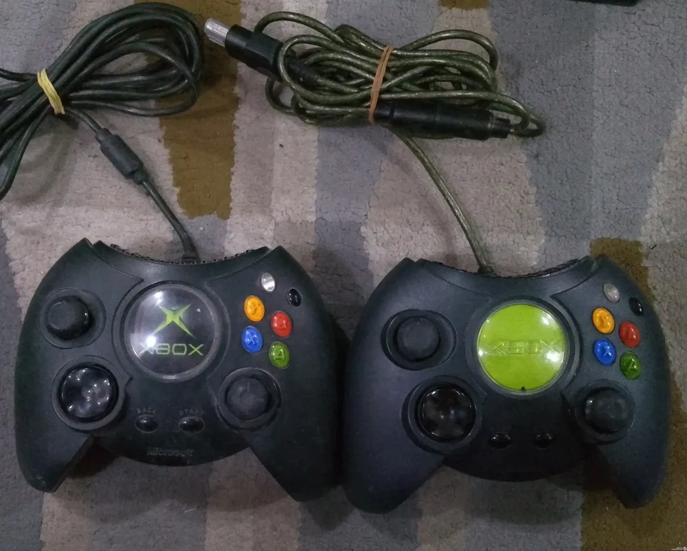 Microsoft Xbox Dakota Pad Controller