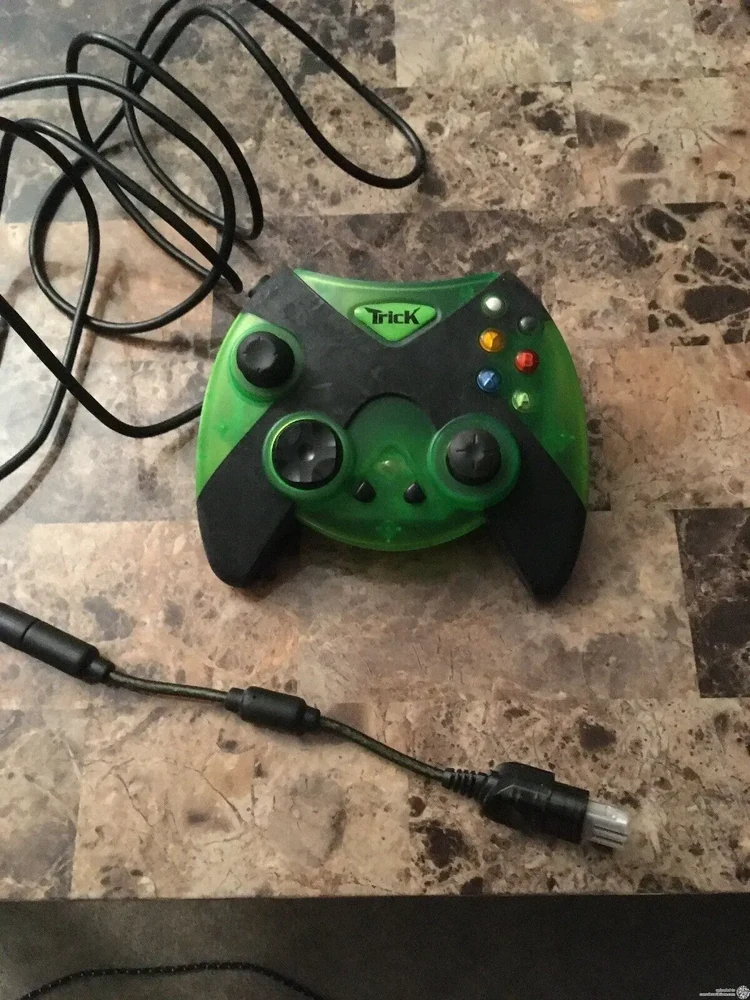 Pelican Xbox Trick Controller
