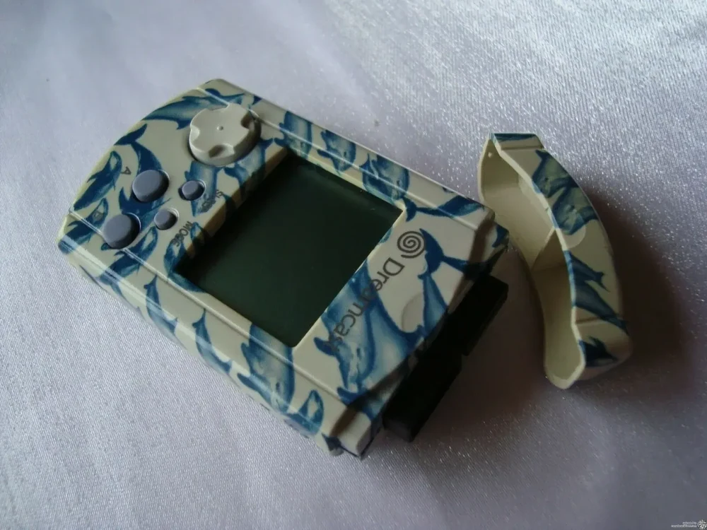 Sega Dreamcast Dolphin VMU