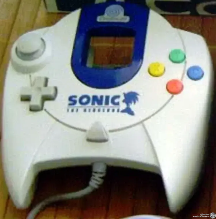 Sega Dreamcast Sonic 10th Anniversary Controller