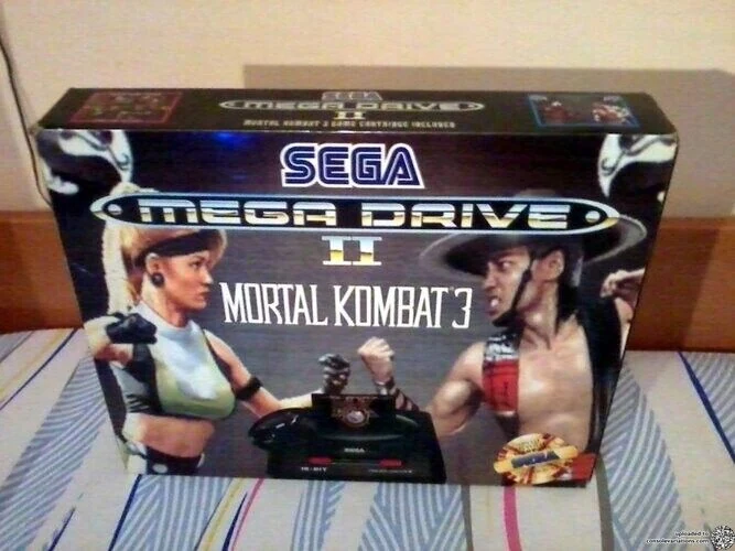 Sega Mega Drive II Mortal Kombat 3 Bundle (GR)