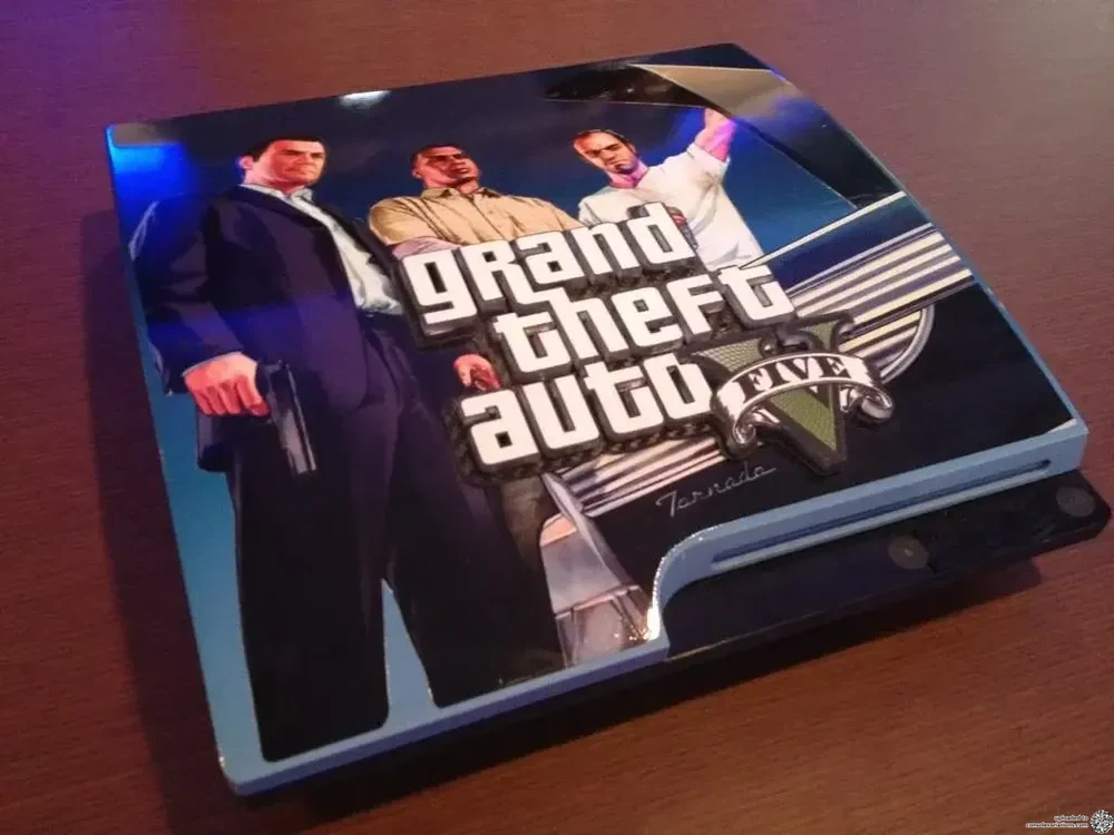 Sony PlayStation 3 Slim Grand Theft Auto V