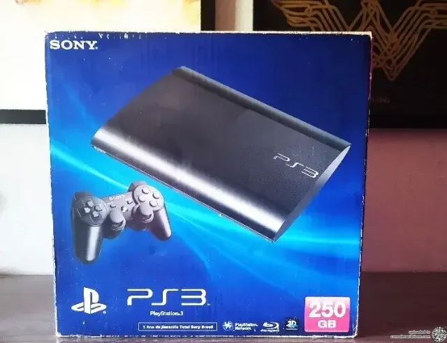 Sony PlayStation 3 Super Slim 250GB (BR)