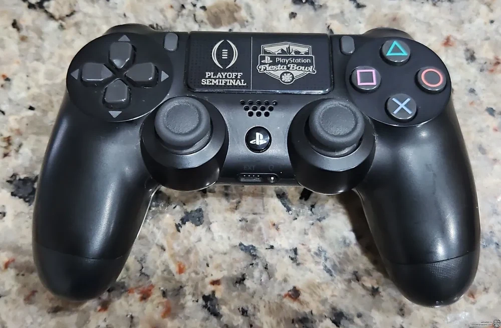 Sony PlayStation 4 2016 Fiesta Bowl Controller