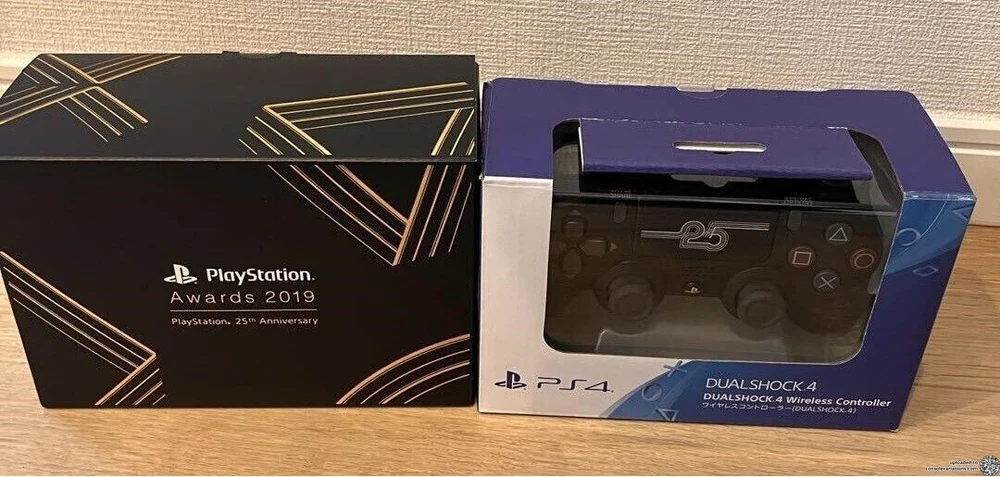 Sony PlayStation 4 Dualshock 4 Awards 2019 Playstation 25th Anniversary