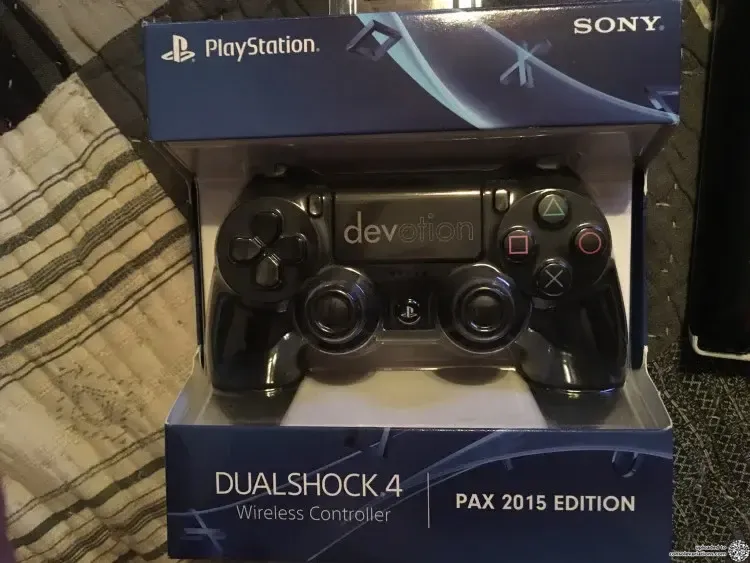Sony PlayStation 4 Pax 2015 Controller