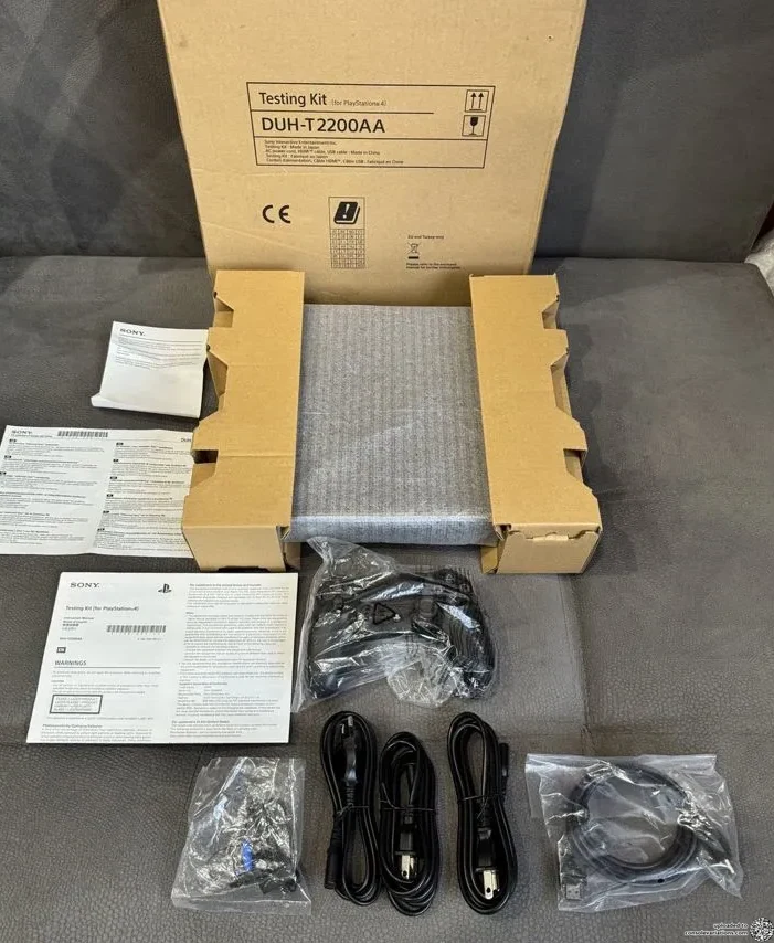 Sony PlayStation 4 Slim DUH-T2200AA Testkit