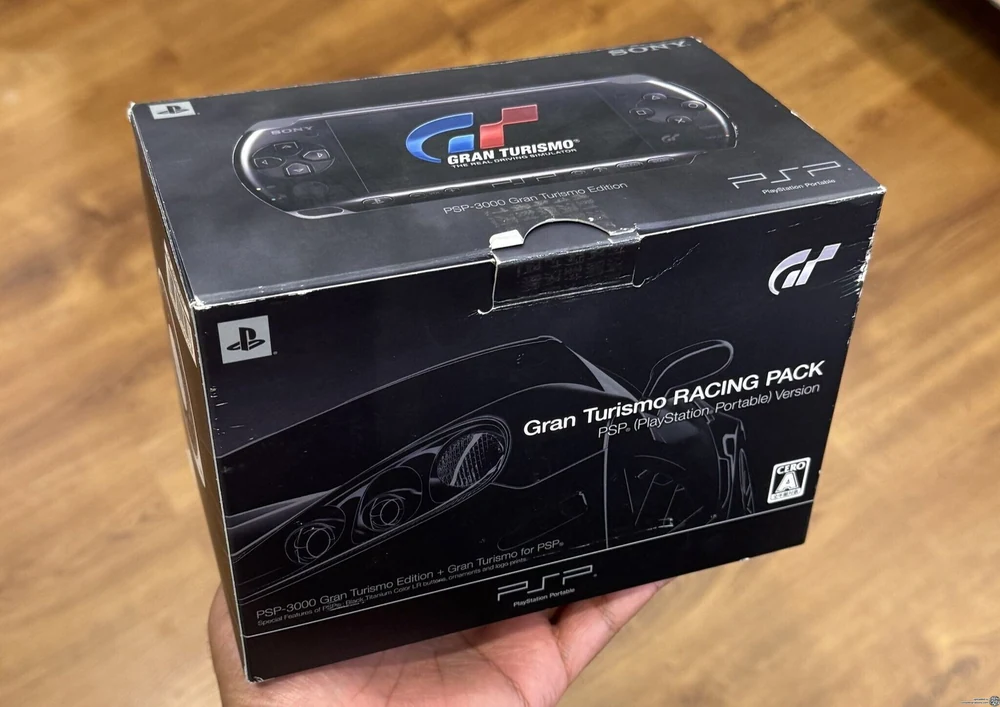 Sony PSP X000 Series PSP 3000 Gran Turismo Bundle